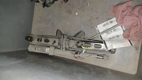 564.gm4e02 Buick Rendezvous 2002 Jack 1355826