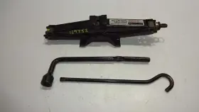 564.ac1j99 Acura Jack And Tool Kits Fits 1999 Cl 611213
