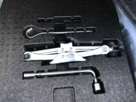 821348emergency Acura 695.ac1t13 Tsx 2013 Tools Roadside Toolkit Jack And Lugwrench