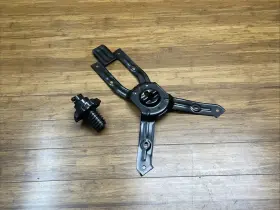 4k0802717 Audi 2019-2025 A6 C8 Rear Trunk Spare Tire Bracket And Ratainer Nut Set Of 2 Oem