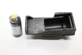 8p0012619a Audi 4m0012109j 2017 - 2026 Q7 Emergency Tire Sealant Sealer With Foam Holder Oem