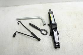 Audi 564.au1c23 2019-2024 Q3 S Line 2.0l Awd Lift Jack Tool Kit Set 5qf-011-031-d Oem