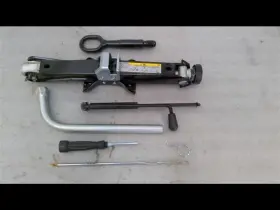 564.au1i15 Audi Jack And Tools Factory Kit Fits 10 11 12 13 14 15 16 17 S5 Conv