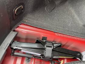 Audi 695.au1d17 Emergency Roadside Tools Toolkit Jack Lugwrench 2017 A3 1020461