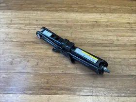 8w0011031 Audi 2017 2018 2019 - 2024 A5 A6 Spare Scissor Car Jack Oem