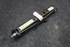 8w0011031e Audi Emergency Floor Jack Lift A8l Quattro 2019-2023 S8 2020-2023