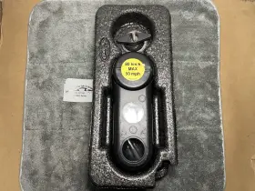 9r33-19h364-ab Aveling Barford 05-14 Ford Mustang S197 Spare Wheel Tire Inflator Pump Kit Tie Down Oem Used