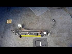Bmw 564.bm1a06 325i 2006 Jack 1030821