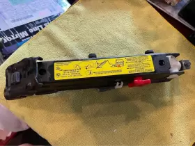 6757131 Bmw E46 Emergency Jack
