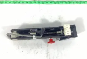 6767945 Bmw 2006 - 2008 E65 750i Rear Trunk Spare Emergency Wheel Jack Lift Oem