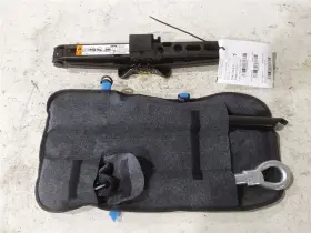 23405805 Buick 2019-2020 Envision Jack And Tools Kit Set Assembly