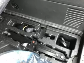 695.gm4g19 Buick 2019 Encore Emergency Roadside Tools Toolkit Jack Lugwrench