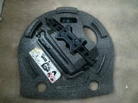 Cadillac 564.gm6u10 Cts 2010 Jack 104735882