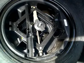564.gm6v08 Cadillac Dts 2008 Jack 2988135