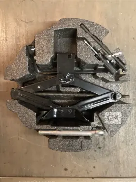 97035ag002 Case 09-13 Subaru Forester Tire Jack Foam Oem