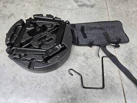 Chevrolet 13337343 2011 - 2019 Chevy Cruze Jack And Tool Kit Complete As Pictured Oem