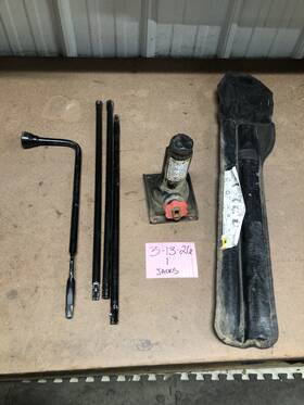 Chevrolet 15125296 99-06 Gmc Chevy Hd Duramax 2500 3500 Emergency Jack And Tire Tool Kit #10