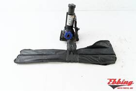 Chevrolet 15788799 Jack And Tool Kit W Wheel Chocks Fits 2004-2006 Suburban 2500 704263
