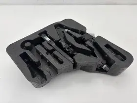 42521455 Chevrolet 2021-2024 Trailblazer Emergency Spare Tire Jack Tool Kit Oem