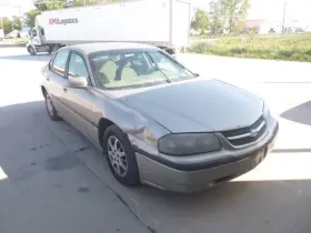 564.gm1q01 Chevrolet Impala 2001 Jack 1608948