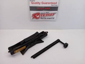 Chevrolet 564.gm1z81 78-82 Corvette C3 Oem Jack And Handle Lug Wrench Assembly