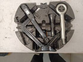 Chevrolet 564.gm8726 Jack With Tool Kit For 2026 Equinox 3092058