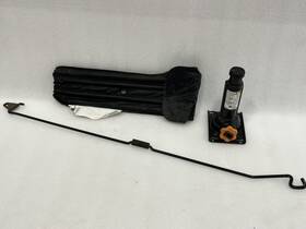 Chevrolet Truck 564.gm8f06 2004 2005 2006 2007 2008 2009 2010 2011 Colorado Spare Tire Jack Tools