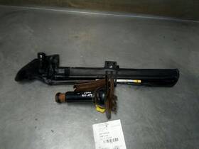 Chevrolet Truck 564.gm8j04 Bottle Jack And Tools From 2004 Suburban 1500 5836997