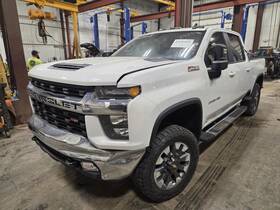 Chevrolet Truck 564.gm8o22 Silvrdo35 2022 Jack 1560921