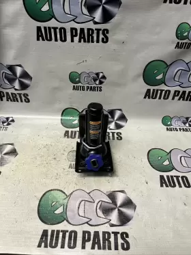84311584 Chevy 2017-2020 Colorado Spare Tire Bottle Jack Lifting Oem