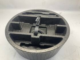 Chrysler 564.ch1f22 17-25 Pacifica At 3.6l Foam Compartment Carrier With Wheel Lug Wrench T