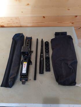 Dodge 04721851ae 2008-20 Chrysler Town And Country Grand Caravan Tire Jack Tool Kit Set Oem