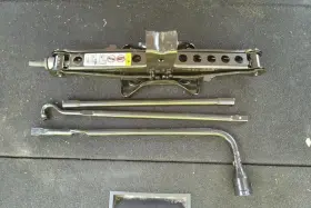 564.ch2217 Dodge Jack Fits 2017 Journey 2093616