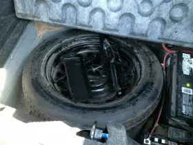 564.ch2r07 Dodge Charger 2007 Jack 31897881 No Foam Tray Spare Tire