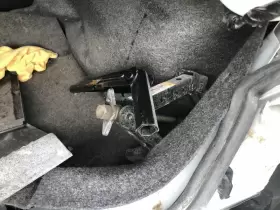 695.ch2i16 Dodge 2016 Dart Emergency Roadside Tools Toolkit Jack Lugwrench