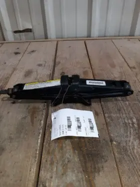 564.ch8503 Dodge Truck 2003 Ram 1500 Spare Tire Jack
