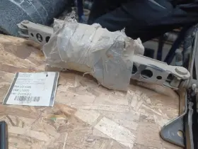 564.vo1o06 Factory/oem 2006 Volvo V50 Jack 1115970