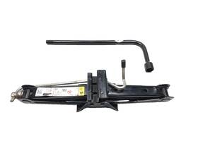 Fomoco Kt1z-17080-aa 2017 Ford Transit Connect Xl Jack Lift Oem