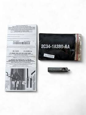 Ford 2c34-1a380-aa 81320 410281w F250 F350 Spare Tire Lock Key And Code Card Oe