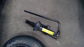 Ford 564.fd1c17 Fiesta 2017 Jack 882052