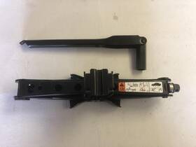 Ford Cj5c-17030-ab 2017 Escape Black Scissor Jack And Tools Kit Id