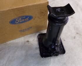 Ford E6tz-17080-b Jack Assembly Spare Tire 1986/90 F150 4 X Nos