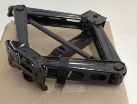 Lj6z-17080-k Ford 2020-2024 Lincoln Floor Jack - Scissor Lj6z-17080-k Ford 2020-2024 Lincoln Floor Jack - Scissor