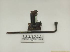 Ford Truck F2ta-17a0b3-da Bronco Emergency Roadside Vehicle Jack And Wrench Fits 1992-1996 92 93 94 95