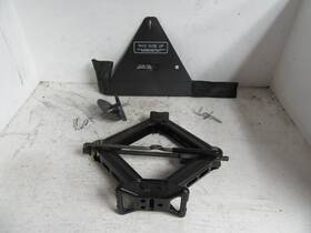 Ford Xr3317a083ba 2011 Saleen Sms Jack An Tool Set Hold Down Mustang