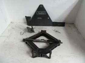 Xr3317a083ba Ford 2011 Saleen Sms Jack An Tool Set Hold Down Mustang Xr3317a083ba Ford 2011 Saleen Sms Jack An Tool Set Hold Down Mustang