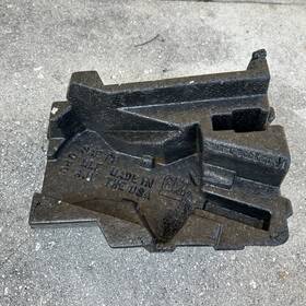 Gm 10219041 C4 Corvette Emergency Tool Jack Styrofoam Holder For Passenger Rear Compartment
