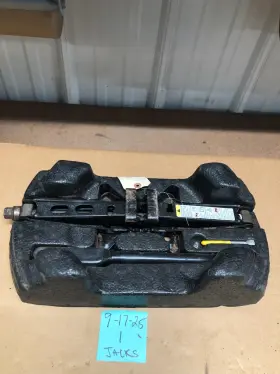 15943830 Gm 00-13 Chevrolet Impala Grand Prix Spare Tire Jack And Tool Kit Lug Wrench Foam Oem
