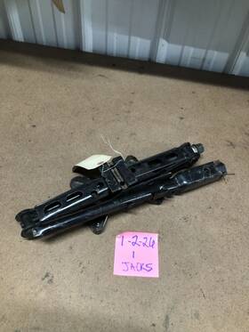 Gm 24421821 95-02 Saturn L Series Emergency Jack And Tire Tool Kid Oem