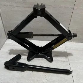 25621165 Gm Oem Buick 1998 Park Avenue And Other Spare Tire Jack Iron #